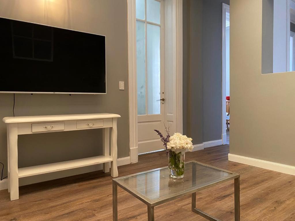 Gorgeous San Telmo Up To 6 People Appartamento Buenos Aires